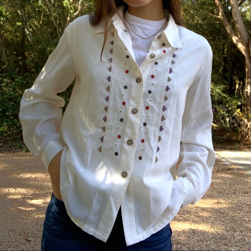 VINTAGE Embroidered Blouse